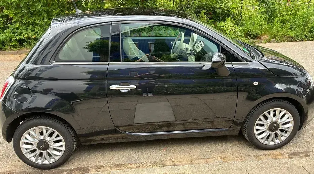 Gebraucht Fiat 500 Lounge 86 PS (63 kW) 2014 Schwarz Kleinwagen