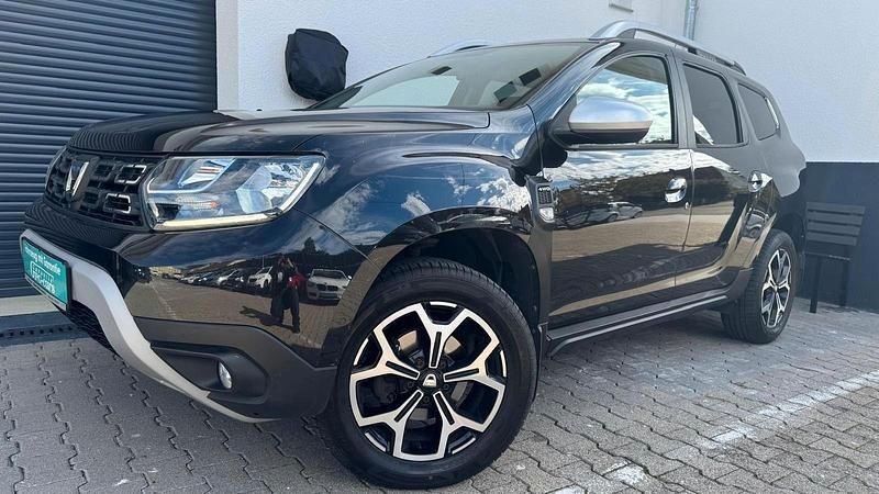 Schwarz Gebraucht 2021 Dacia Duster SUV | 14.500 € (Superpreis) - Bild 1/4