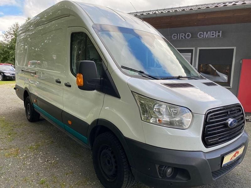 Weiß Gebraucht 2019 Ford Transit Trend Van / Kleinbus | 12.470 € (Superpreis) - Bild 1/4