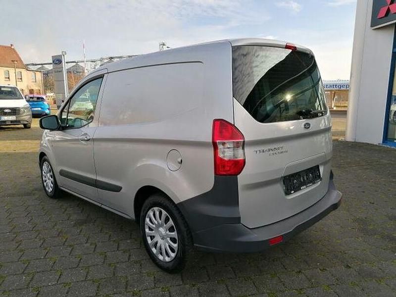 Gebraucht Ford Transit Trend 95 PS (69 kW) 2018 Polarsilber metallic (metallic) Van