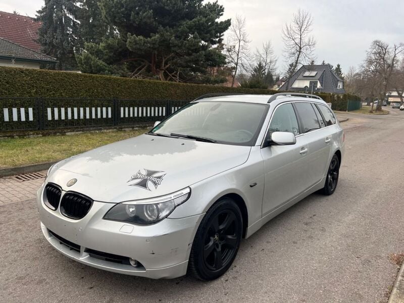 Silber Gebraucht 2004 BMW 525 Kombi | 1.599 € (Superpreis) - Bild 1/4