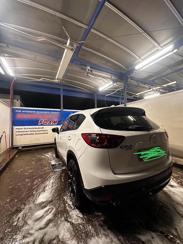 Gebraucht Mazda 5 175 PS (128 kW) 2013 Weiß Van / Kleinbus