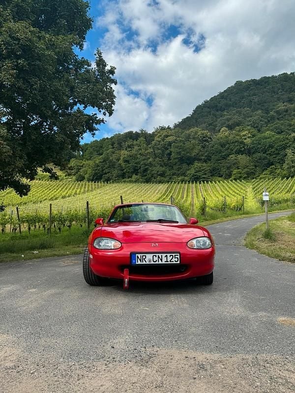 Gebraucht Mazda MX5 110 PS (80 kW) 1999 Rot Cabrio
