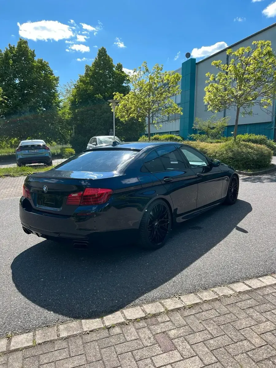 Używany BMW 535 Shadowline 313 KM (230 kW) 2011 Czarny Sedan/Limuzyna