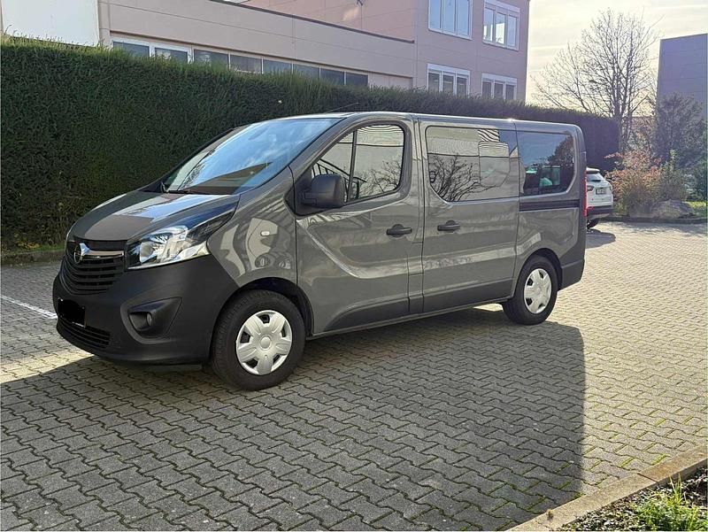 Grau Gebraucht 2019 Opel Vivaro Van | 12.600 € - Bild 1/4