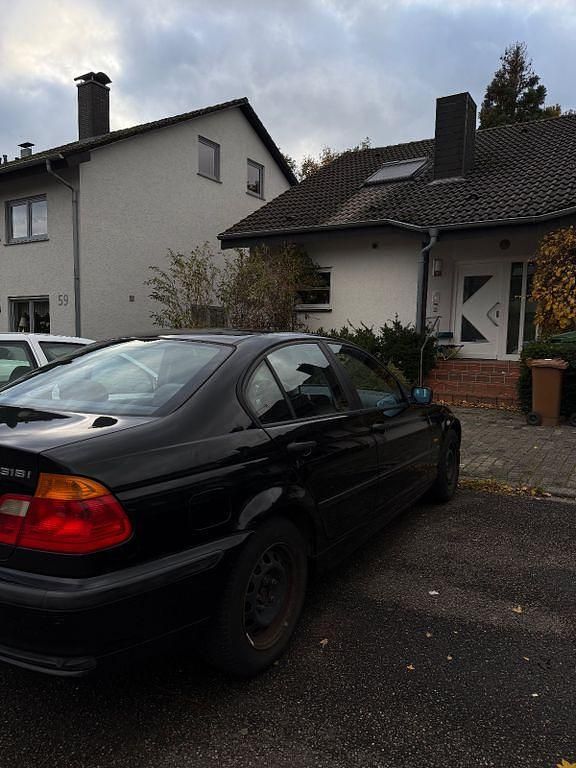 Gebraucht BMW 318 118 PS (86 kW) 1999 Schwarz Limousine