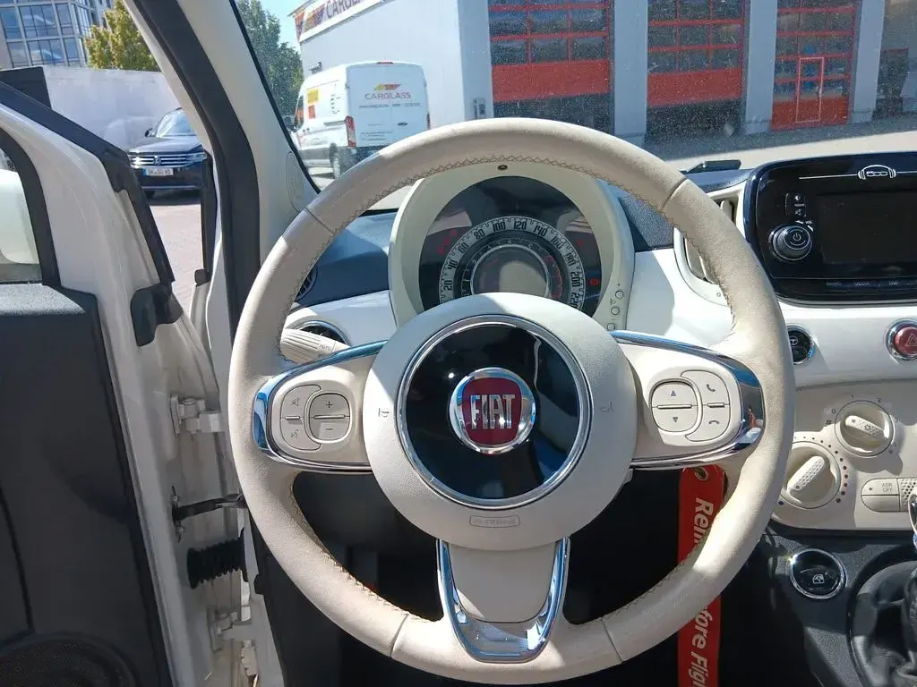 Gebraucht Fiat 500 Lounge 69 PS (50 kW) 2018 Weiß Kleinwagen