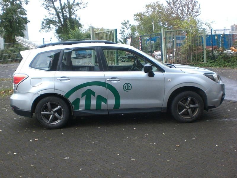 Gebraucht Subaru Forester Active 147 PS (108 kW) 2018 Grün SUV