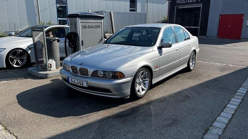 Gebraucht BMW 525 Performance 192 PS (141 kW) 2000 Silber Limousine