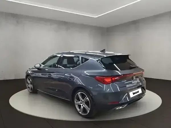 Gebraucht Seat Leon FR 150 PS (110 kW) 2022 Magnetic grau metallic Limousine