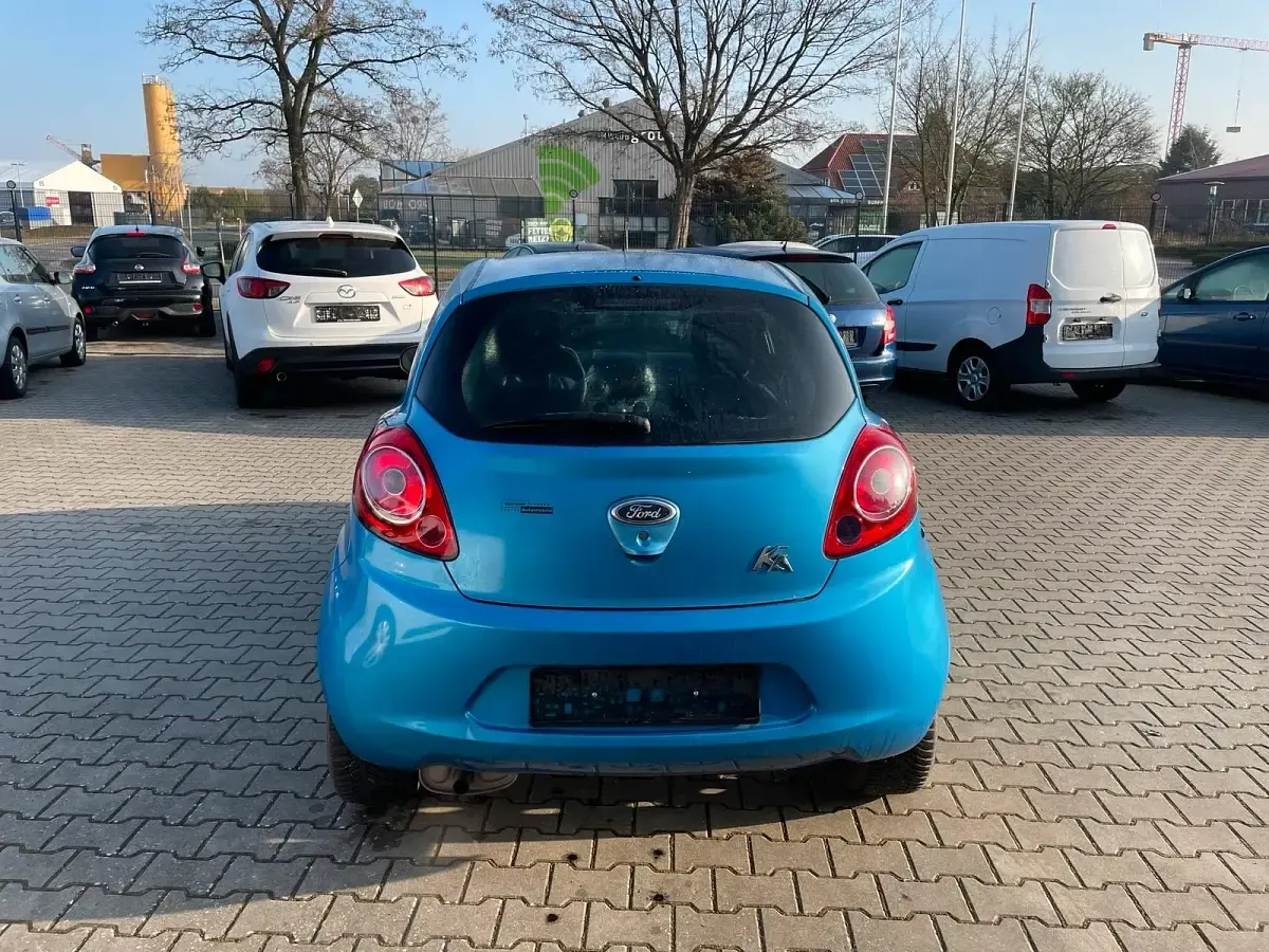 Gebraucht Ford Ka Titanium 69 PS (50 kW) 2010 Blau Kleinwagen