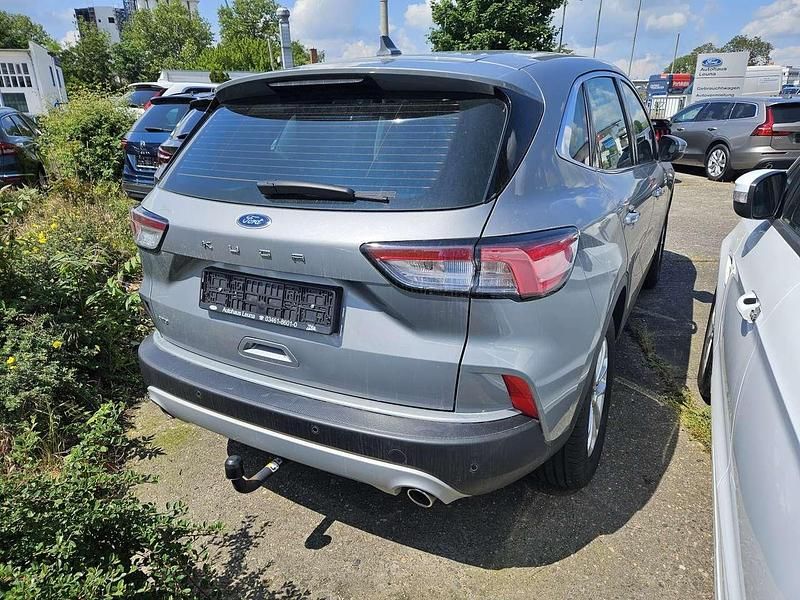 Gebraucht Ford Kuga Titanium 190 PS (139 kW) 2020 Solarsilber SUV