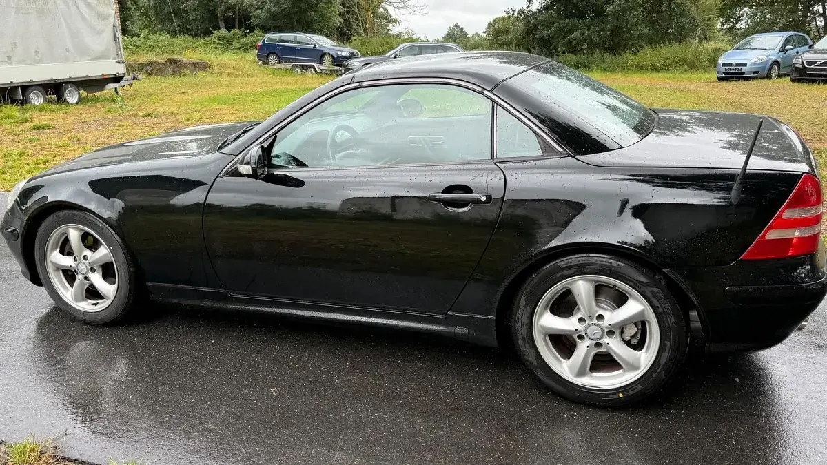 Gebraucht Mercedes SLK200 163 PS (119 kW) 2002 Schwarz Cabrio