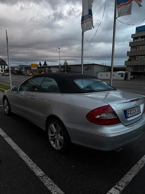 Gebraucht Mercedes CLK350 272 PS (200 kW) 2005 Cabrio