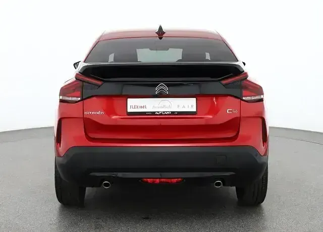 Gebraucht Citroën C4 PureTech 131 PS (96 kW) 2024 Rot SUV
