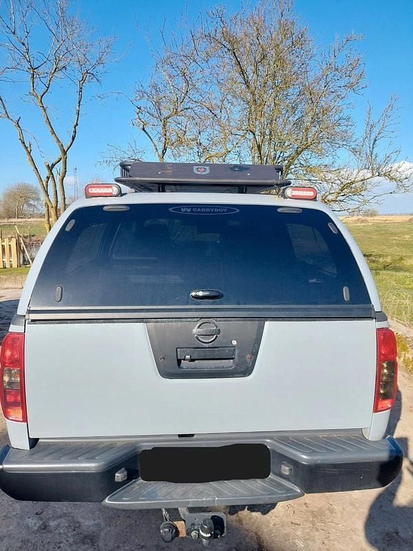 Gebraucht Nissan Navara 231 PS (169 kW) 2014 Grau Pickup