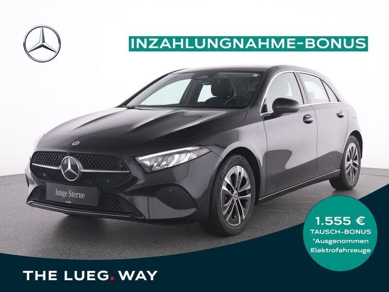 Schwarz Gebraucht 2024 Mercedes A200 Progressive Limousine | 29.995 € (Fairer Preis) - Bild 1/4