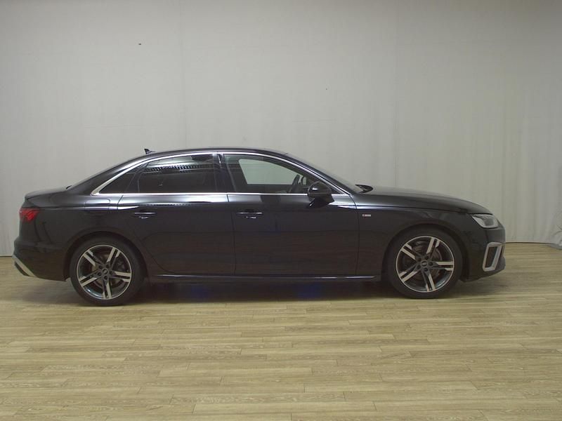Schwarz Gebraucht 2021 Audi A4 S-Line Limousine | 25.980 € (Guter Preis) - Bild 1/4