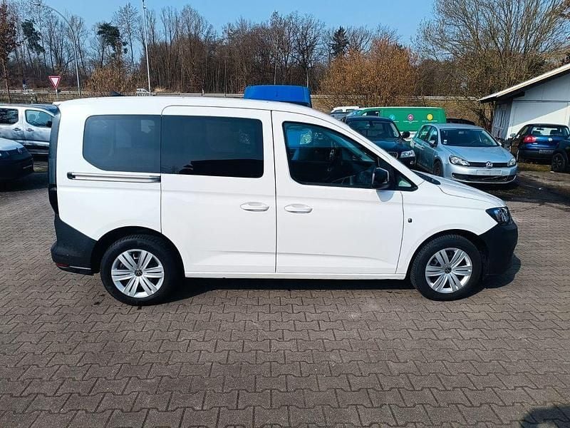 Gebraucht VW Caddy 102 PS (75 kW) 2022 Weiß Van / Kleinbus