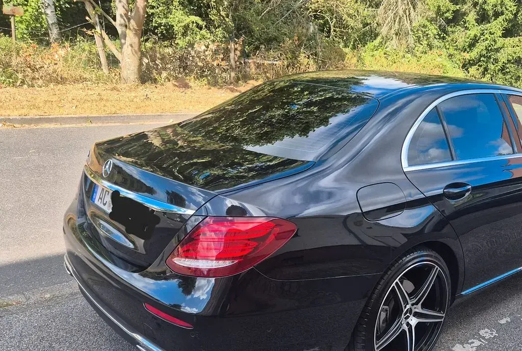 Gebraucht Mercedes E200 184 PS (135 kW) 2019 Schwarz Limousine