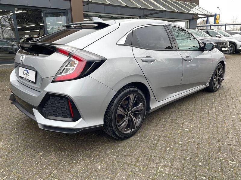 Gebraucht Honda Civic Elegance 126 PS (92 kW) 2019 Silber Limousine