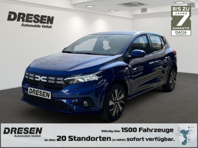 Blau Gebraucht 2022 Dacia Sandero Expression Kleinwagen | 17.495 € (Fairer Preis) - Bild 1/4
