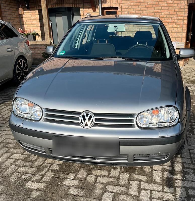 Gebraucht VW Golf IV Edition 75 PS (55 kW) 2002 Silber Kleinwagen