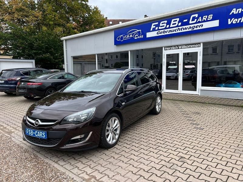 Braun Gebraucht 2013 Opel Astra Sport Kombi | 4.200 € (Guter Preis) - Bild 1/4