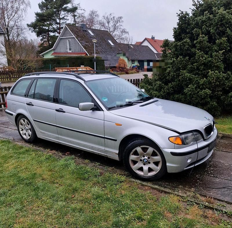 Gebraucht BMW 318 143 PS (105 kW) 2003 Silber Kombi