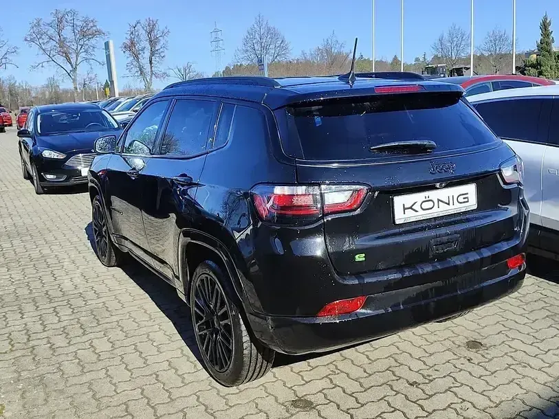 Usata Jeep Compass Altitude 131 CV (96 kW) 2024 Nero SUV