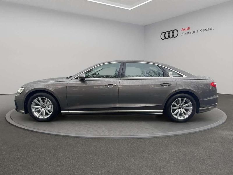 Gebraucht Audi A8L Ambiente 286 PS (210 kW) 2023 Terragrau metallic Limousine