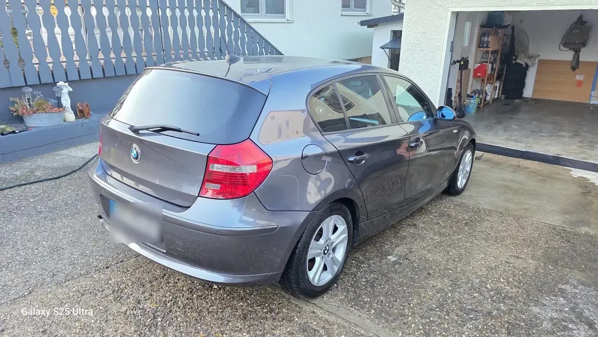 Gebraucht BMW 120 177 PS (130 kW) 2008 Grau Kleinwagen