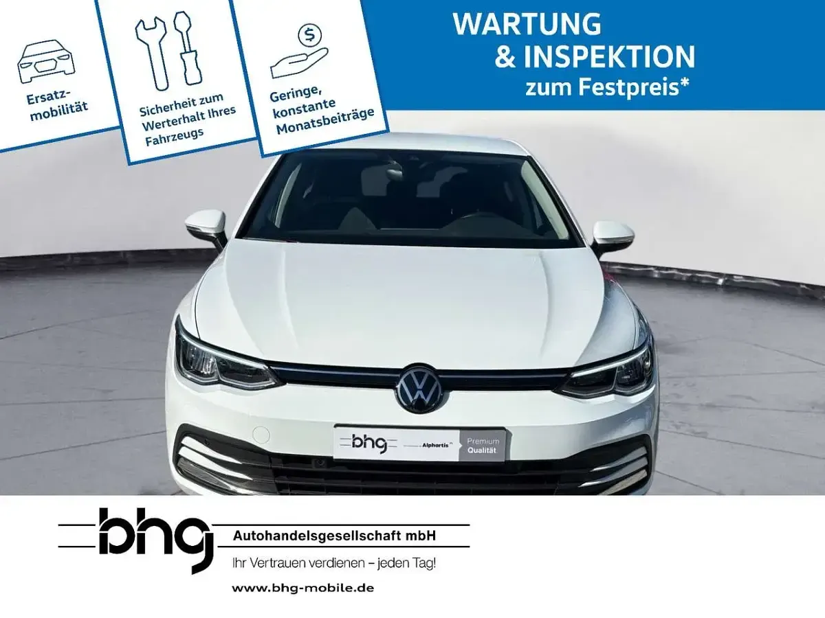 Gebraucht VW Golf VIII Move 110 PS (80 kW) 2024 Weiß Limousine