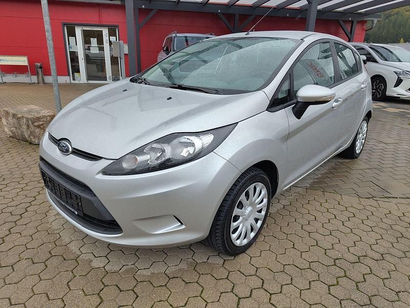 Silber Gebraucht 2009 Ford Fiesta Kleinwagen | 4.900 € (Fairer Preis) - Bild 1/4