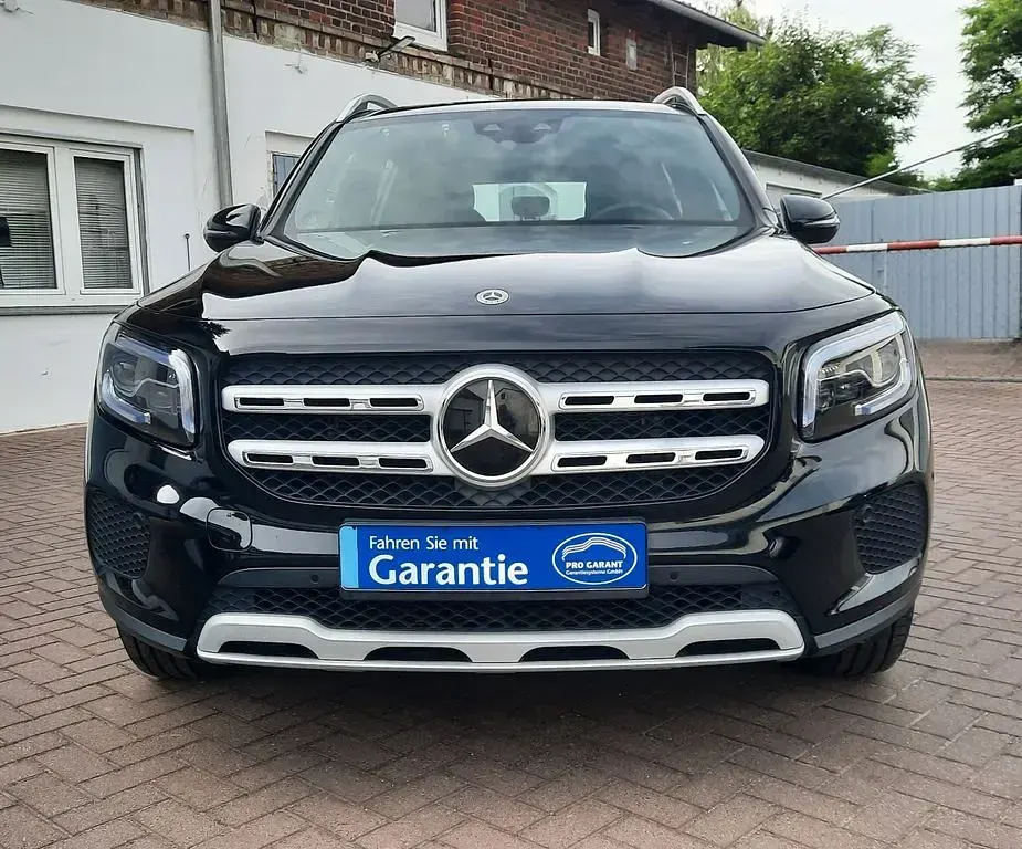 Gebraucht Mercedes GLB200 150 PS (110 kW) 2023 Schwarz SUV