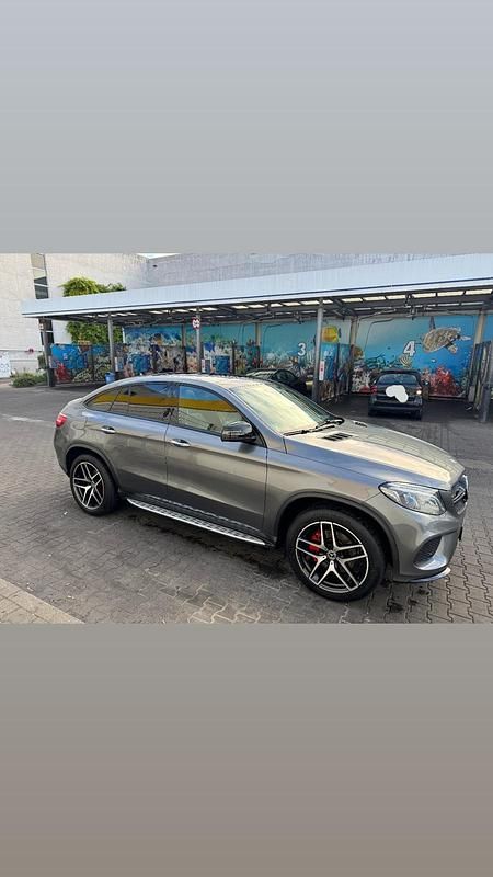 Gebraucht Mercedes GLE350 258 PS (189 kW) 2017 Grau Coupé