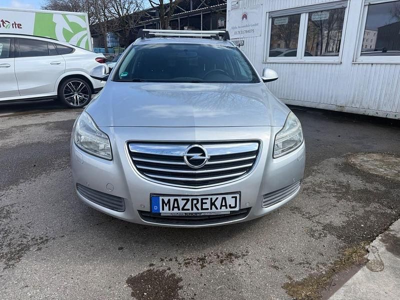Gebraucht Opel Insignia 131 PS (96 kW) 2010 Grau Kombi