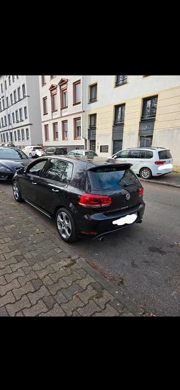 Gebraucht VW Golf VI GTI 211 PS (155 kW) 2011 Schwarz Kleinwagen
