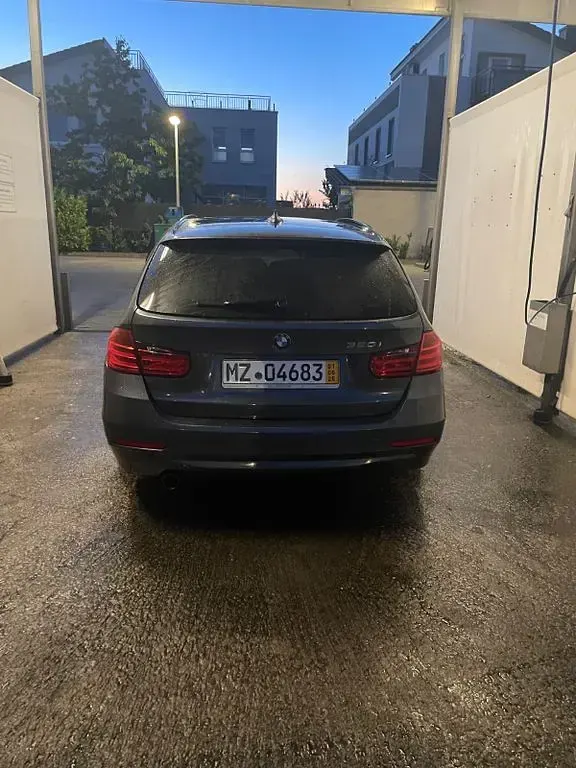 Gebraucht BMW 320 Performance 184 PS (135 kW) 2015 Grau Kombi