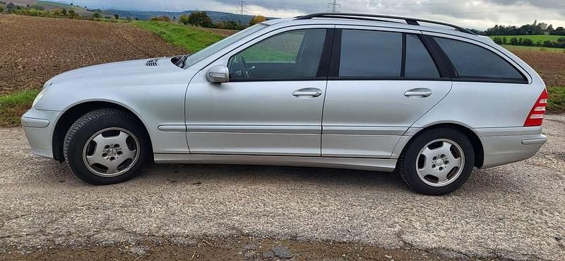 Gebraucht Mercedes C180 143 PS (105 kW) 2005 Kombi