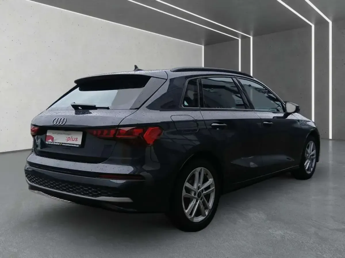 Gebraucht Audi A3 Advanced Plus 150 PS (110 kW) 2025 Grau Limousine