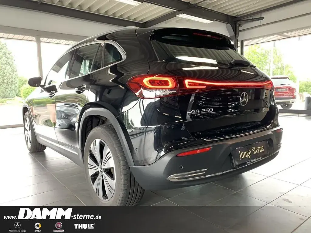 Gebraucht Mercedes EQA250 Progressive 139 kW (190 PS) 2023 Schwarz SUV