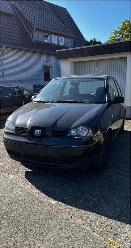 Schwarz Gebraucht 2002 Seat Arosa Kleinwagen | 1.500 € (Teuer) - Bild 1/4