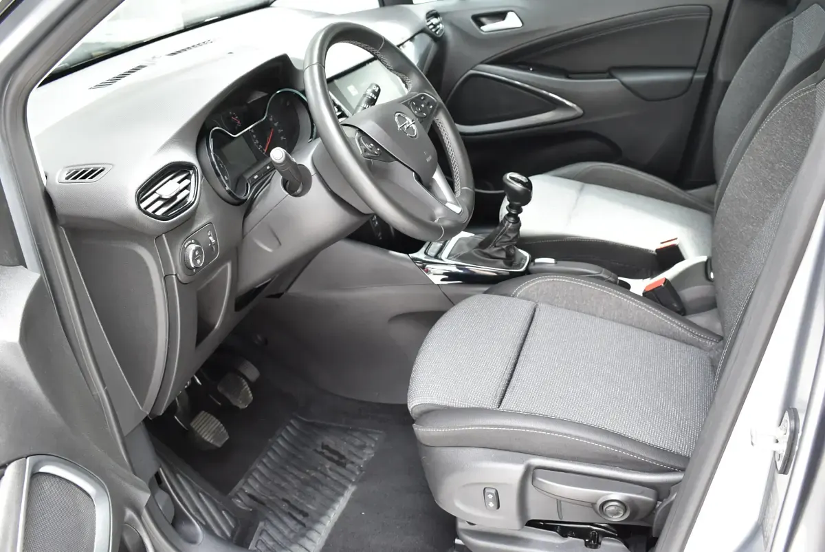 Gebraucht Opel Crossland Elegance 110 PS (80 kW) 2024 Weiß arktis weiß SUV
