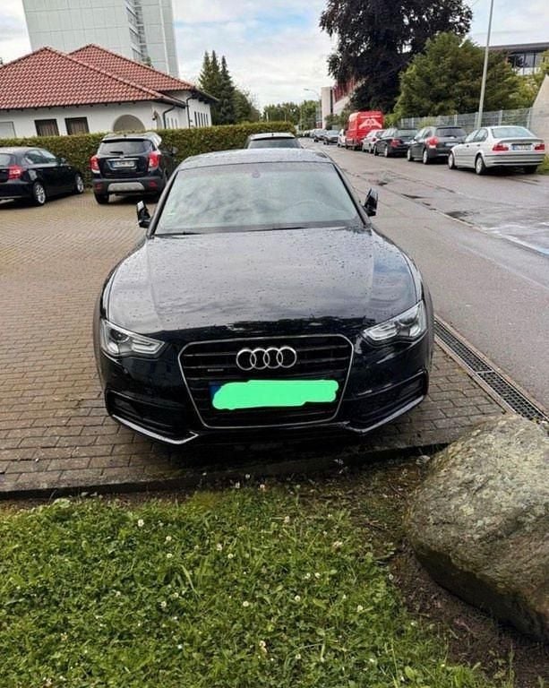 Schwarz Gebraucht 2013 Audi A5 Sportback Design Kleinwagen | 8.900 € (Superpreis) - Bild 1/4