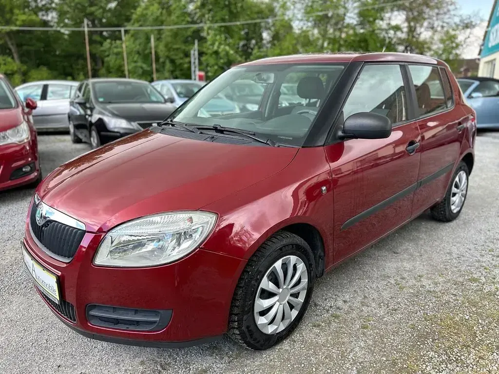 Gebraucht Skoda Fabia Classic 69 PS (50 kW) 2009 Rot Limousine