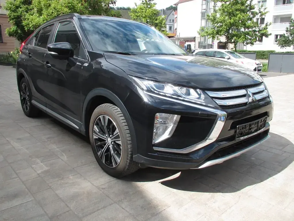 Gebraucht Mitsubishi Eclipse Cross Top 148 PS (108 kW) 2019 Schwarz SUV