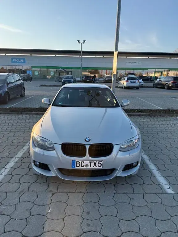 Gebraucht BMW 335 Cabriolet Performance 306 PS (225 kW) 2010 Silber Cabrio