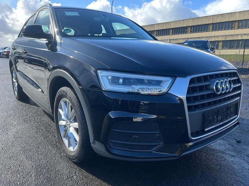 Gebraucht Audi Q3 Performance 150 PS (110 kW) 2016 Schwarz SUV