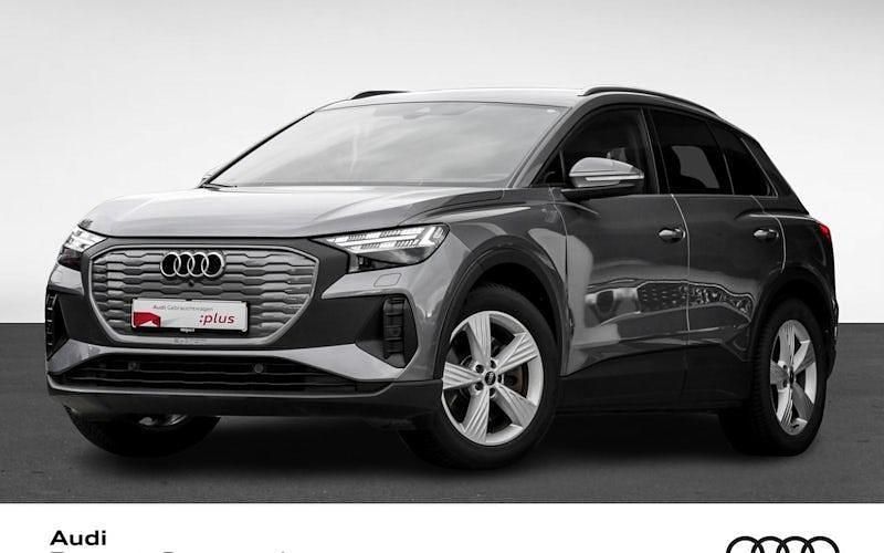 Grau Gebraucht 2022 Audi Q4 e-tron Sport SUV | 30.351 € (Guter Preis) - Bild 1/4